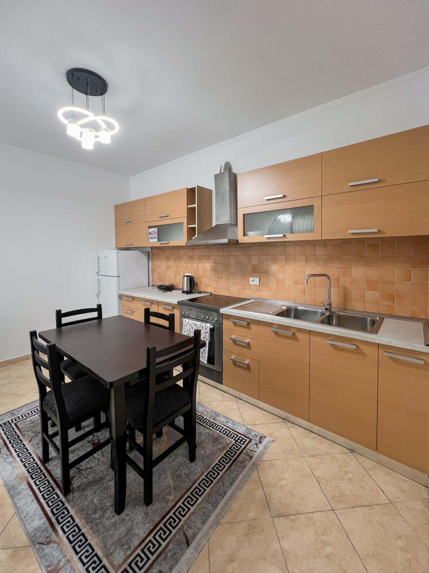 Tirana City Stay Apartments Buitenkant foto